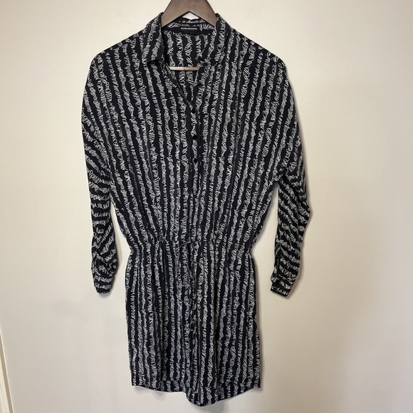 Club Monaco Dresses & Skirts - Club Monaco Sz 2 Lanita Shirt Dress Pockets Drawstring Waist 100% Silk Black